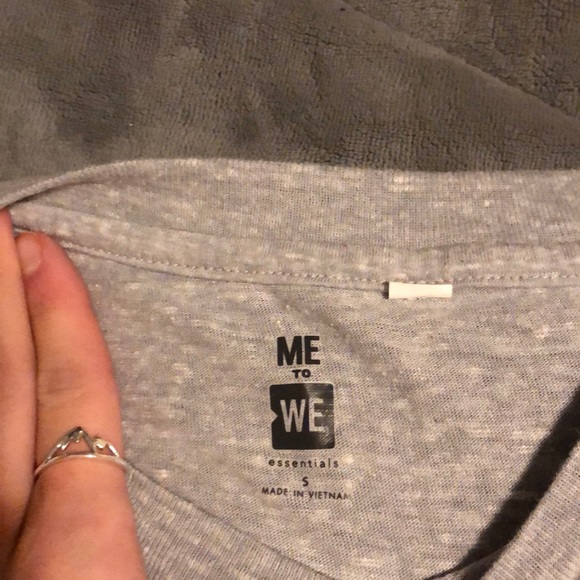 Me to We essentials crop top !! - Picture 2 of 4
